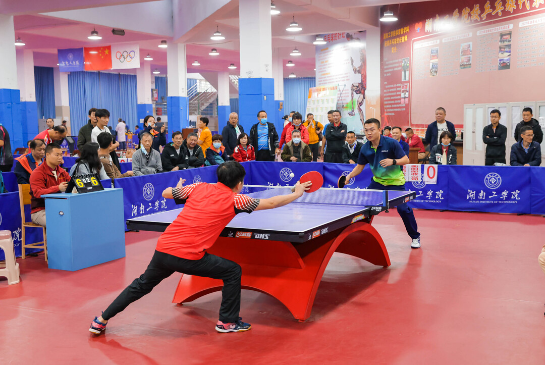 困境中的努 困境中的努